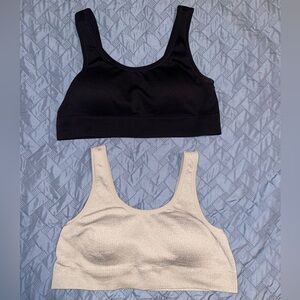 Pair of Torrid Black and Heather Gray Scoop Neck Ribbed Seamless Bralette